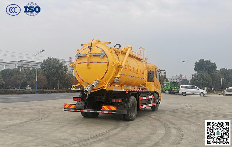 東風天錦12方吸污車