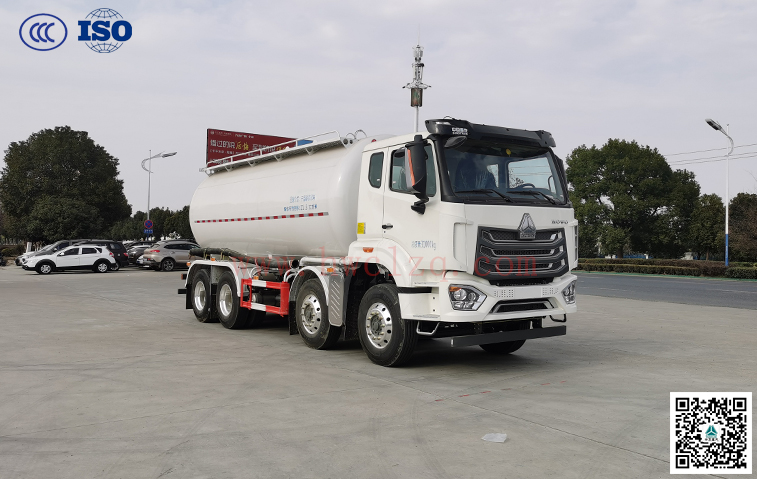 重汽HOWO輕量化干混砂漿運輸車