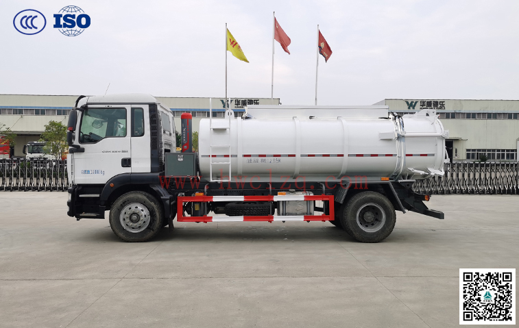 重汽汕德卡12方污泥運輸車